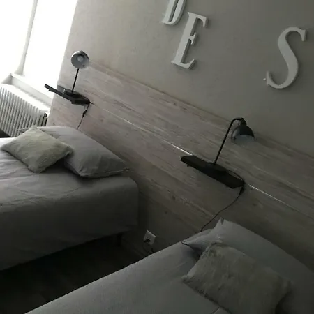 Hotel Café Tivoli à Châtel-Saint-Denis Extérieur photo